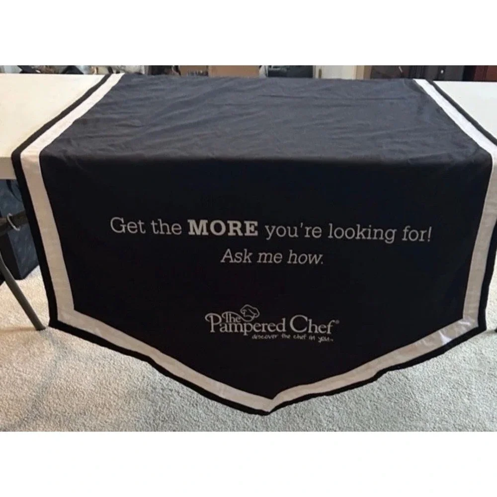 Pampered Chef Consultant Table Runner Black White Logo Host Join Party Display‎